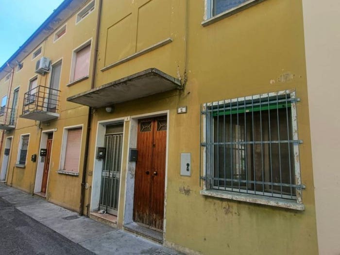 Casa trilocale in vendita in Via M Cervi, Centro, Boretto