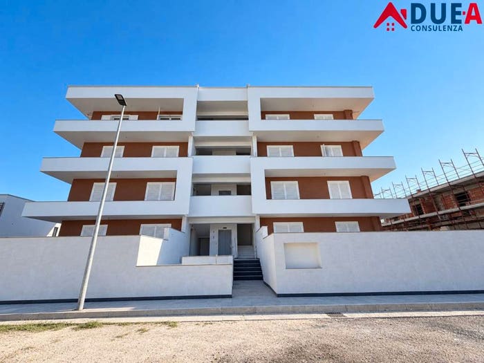 Appartamento quadrilocale in vendita in Via Francesco Saverio Nitti, Parete