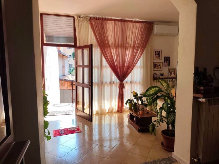 Casa trilocale in vendita in Via Luigi Roncari, Centro, Besozzo