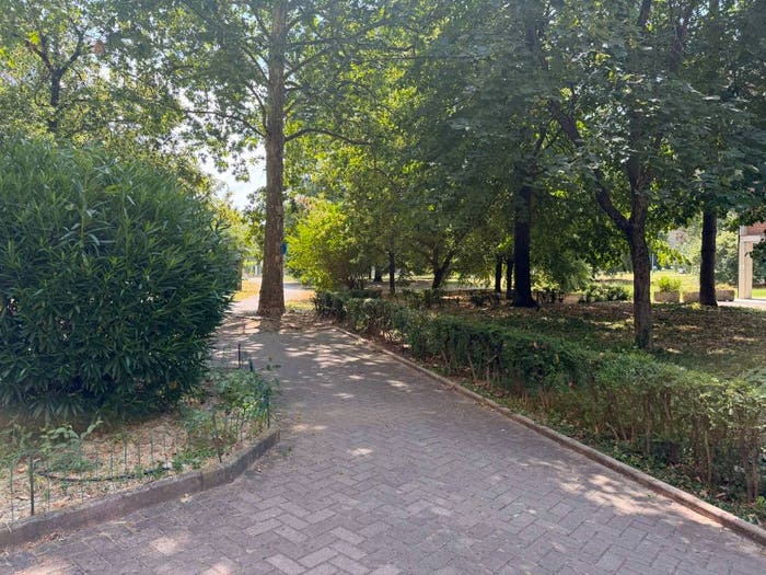 Appartamento con 6 locali in vendita in Via Isaac Newton, Villaggio Giardino, Modena