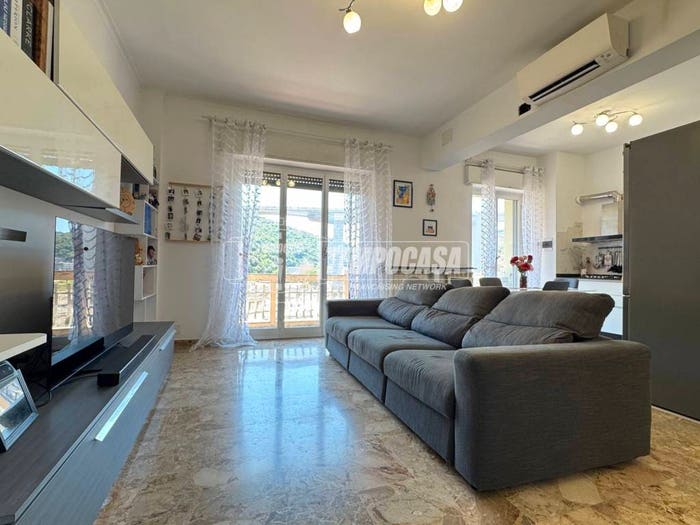 Appartamento quadrilocale in vendita in Lungobisagno Dalmazia A, Molassana, Genova