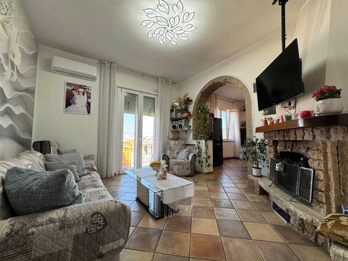 Appartamento con 5 locali in vendita in via gori, Cecina Centro, Cecina