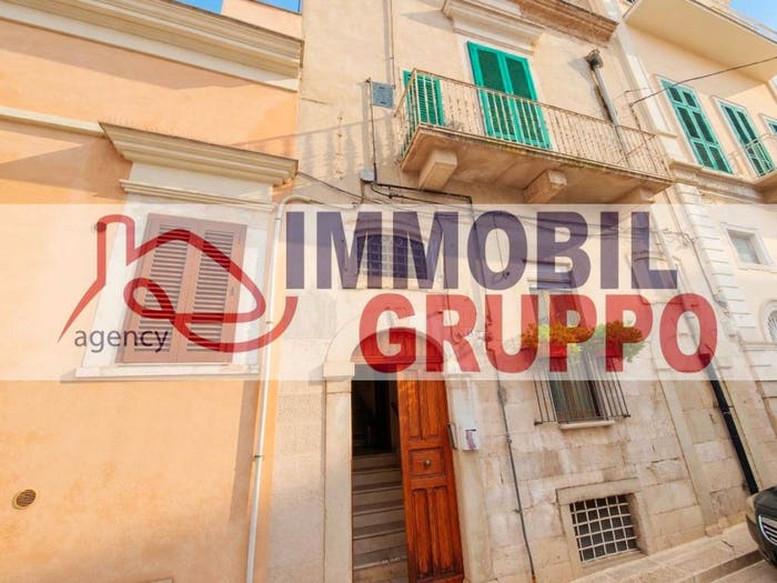 Appartamento trilocale in vendita in Via Michele Attimonelli, Monticelli Croci, Andria