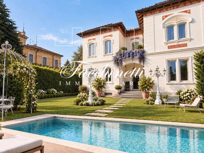 Casa con 6 locali in vendita in Via Alessandro Volta, Centro, Gallarate