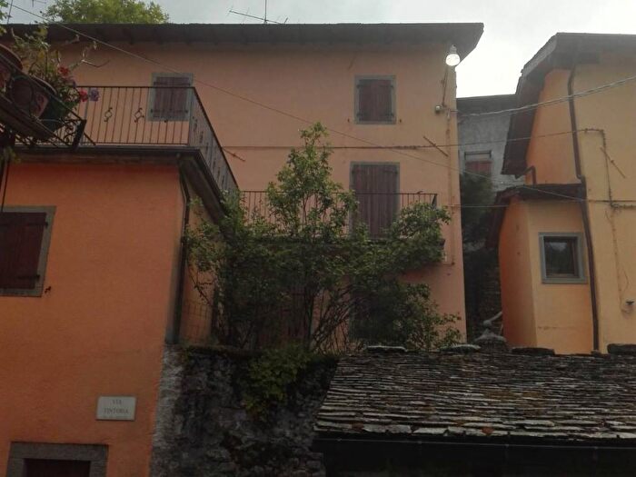 Casa con 5 locali in vendita in Via Tintoria, Fiumalbo Dogana, Fiumalbo