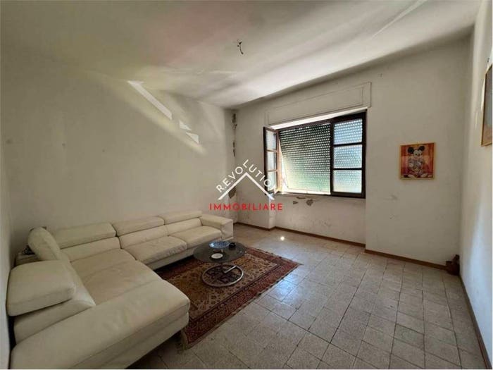 Casa con 6 locali in vendita in Via Roma, Centro, Pietralunga
