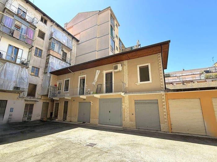 Appartamento trilocale in vendita in Via Po, Centro, Chivasso