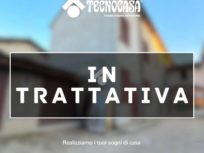 Casa trilocale in vendita in Via Alcide De Gasperi, Centro, Quinzano d'Oglio