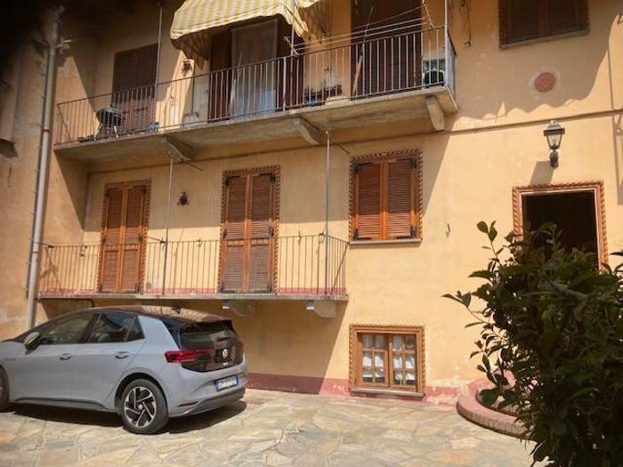 Appartamento trilocale in vendita in Via Plochiù, Centro, Cavour