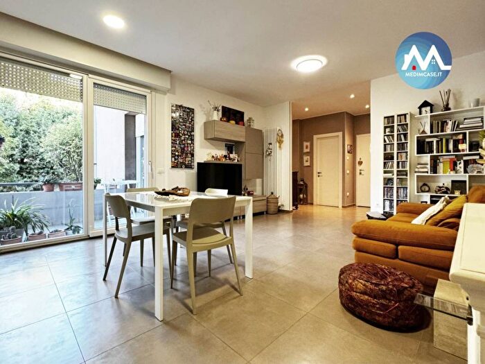 Appartamento trilocale in vendita in via monte ardizio, Montegranaro Loreto, Pesaro