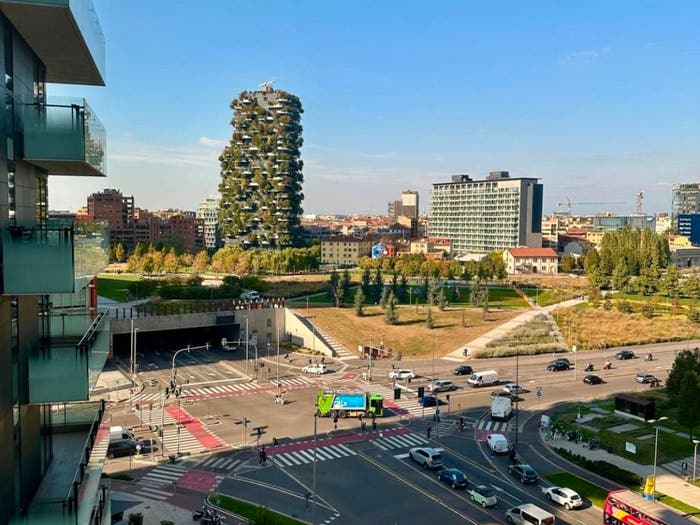 Appartamento bilocale in affitto in Viale della Liberazione, Porta Nuova, Milano