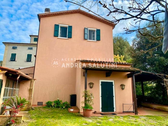 Casa con 6 locali in vendita in Via delle Biancanelle, Crespina e Lorenzana