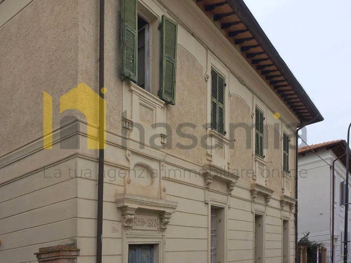 Casa con 6 locali in vendita in Via Bruno Buozzi, Stazione Via Roma, Grosseto