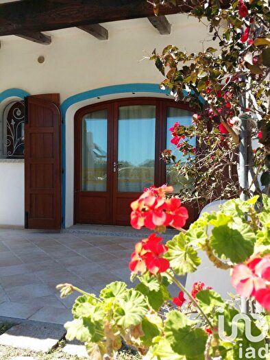 Casa quadrilocale in vendita in Via Razzoli, Santa Teresa Gallura