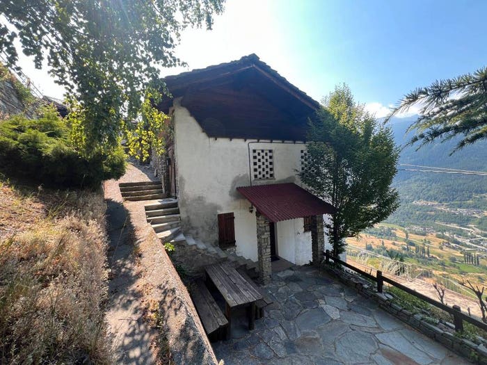 Casa con 6 locali in vendita in Frazione Beauregard, La Salle
