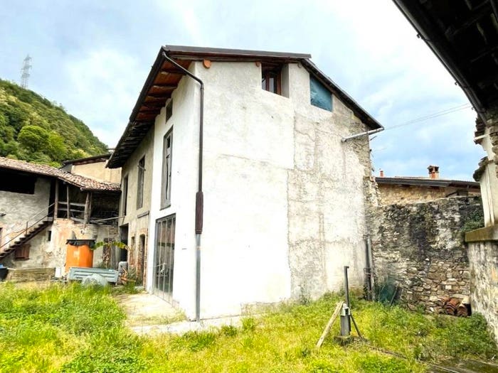 Casa monolocale in vendita in Via Fratelli Cairoli, Centro, Adro