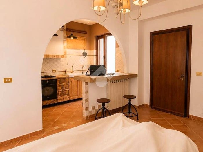 Appartamento trilocale in vendita in Appartamento Largo Colizza, Centro, Marino