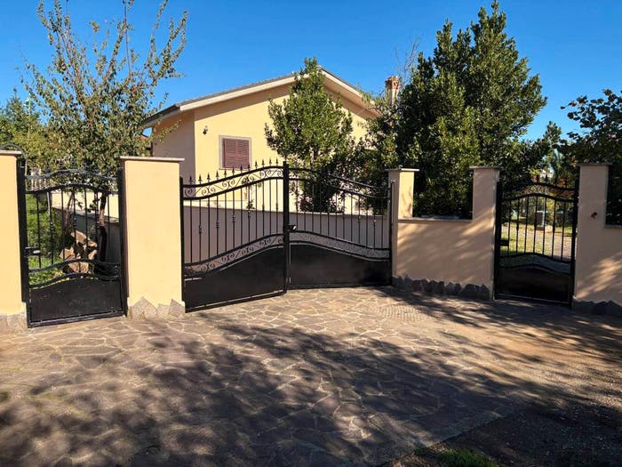 Casa con 6 locali in vendita in Via del Casale Antonioni, Tor Vergata, Roma