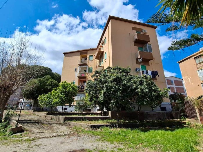 Appartamento trilocale in vendita in Via Gaetano Alessi, Gazzi, Messina