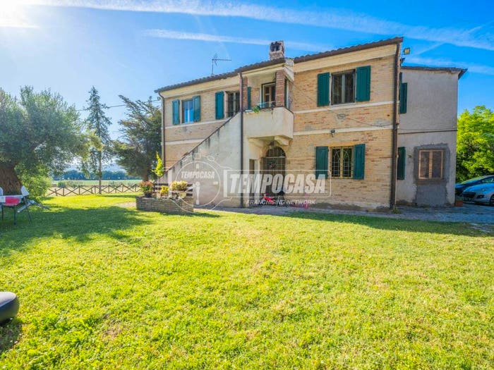 Casa con 6 locali in vendita in Contrada Pisciarello, Potenza Picena