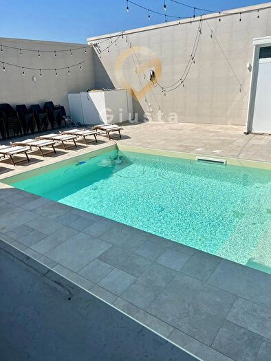 Casa quadrilocale in vendita in Via degli Scultori, Brindisi