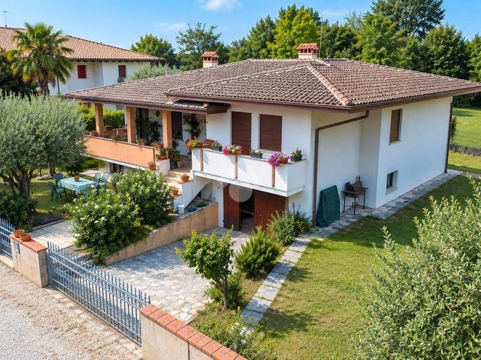 Casa quadrilocale in vendita in Via Larga, Castelfranco Veneto