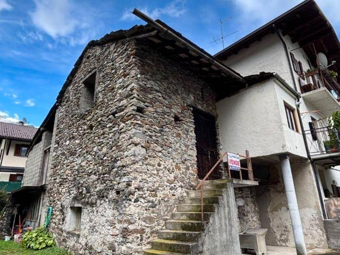 Casa bilocale in vendita in Via Pomatti, Mese