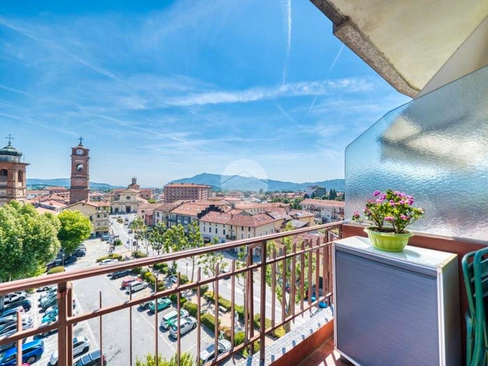 Appartamento trilocale in vendita in Piazza molines, Centro, Giaveno