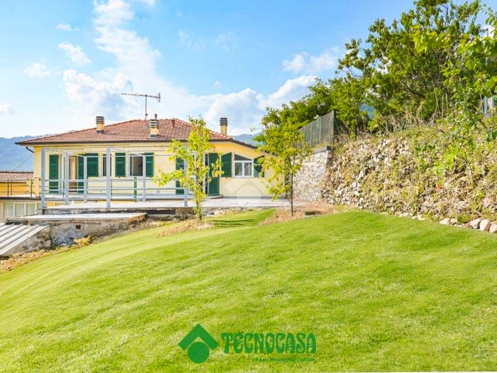 Casa con 6 locali in vendita in Località Santa Maria, Santa Maria, Calice al Cornoviglio