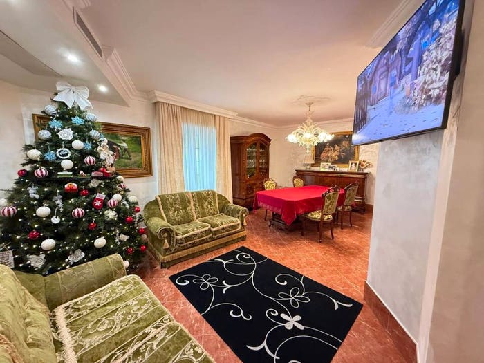 Appartamento quadrilocale in vendita in Via Fabrizio De Andrè, Centro, Lesina