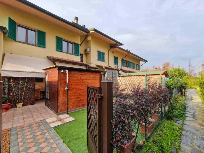 Casa con 5 locali in vendita in Via Sandro Pertini, Vittoria Apuana, Forte dei Marmi