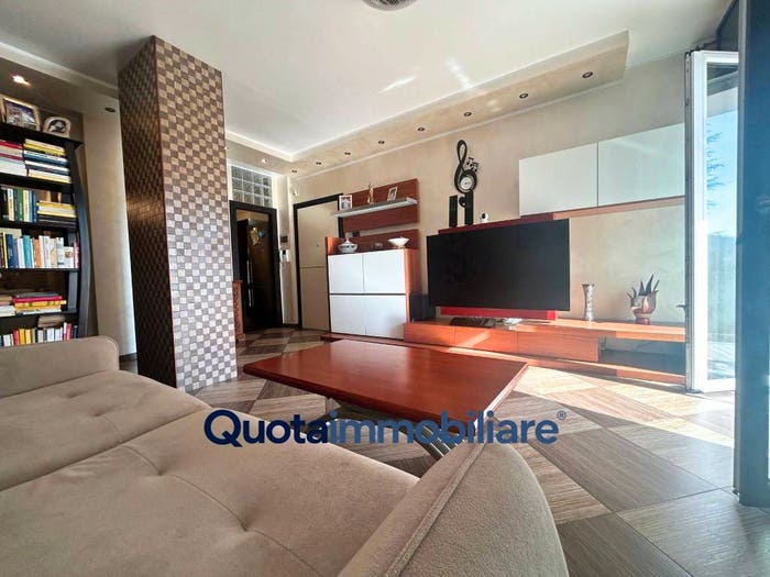 Appartamento trilocale in vendita in Viale Giovanni Suzzani, Bignami Ponale, Milano