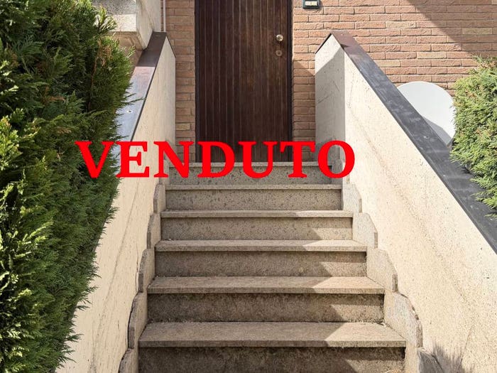 Appartamento trilocale in vendita in Via delle Pezzelle, Centro, Rocca di Mezzo