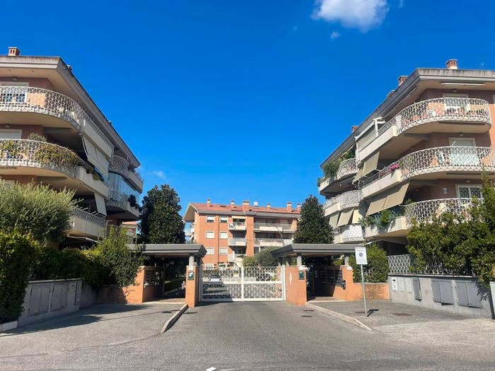 Appartamento bilocale in vendita in Viale Vincenzo Marronaro, Vallerano, Roma
