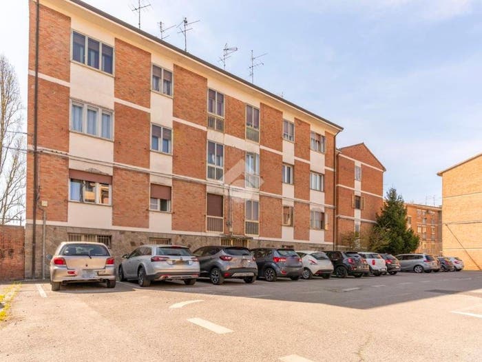 Appartamento trilocale in vendita in Via goretti, Ippodromo, Ferrara