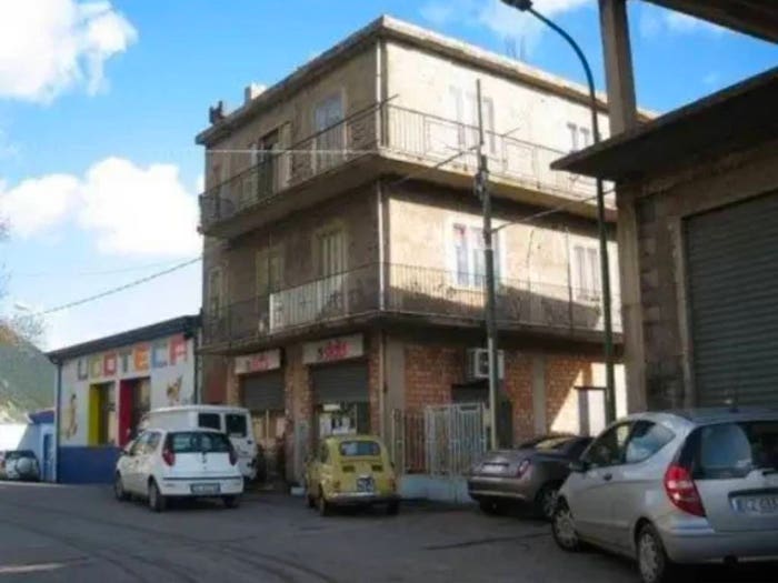 Casa con 6 locali in vendita in Via Monsignor Virgilio, Arzana