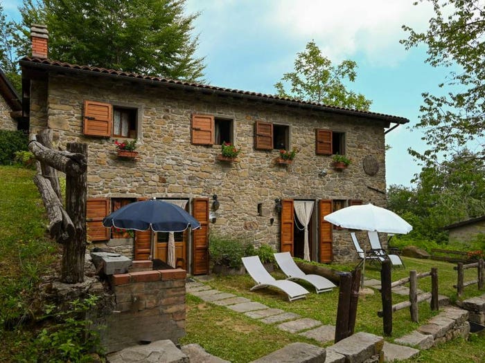 Casa quadrilocale in vendita in Località Alpe di Vibbiana snc, San Romano in Garfagnana