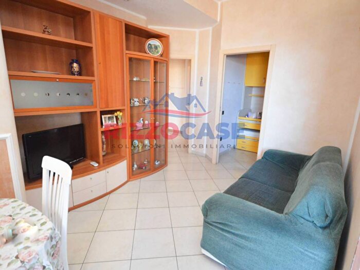 Appartamento trilocale in vendita in Via San Bernardino, Rossano, CoriglianoRossano