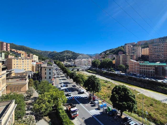 Casa con 5 locali in vendita in Via Bobbio, Staglieno, Genova