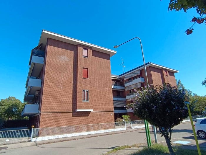 Appartamento trilocale in vendita in Via Michele Fusco, Modena Est, Modena