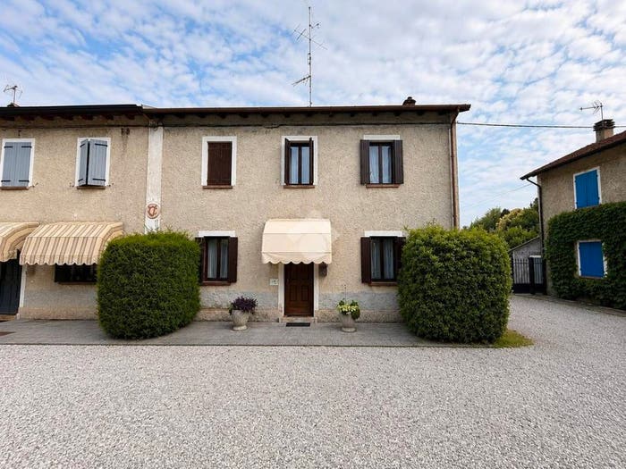 Casa quadrilocale in vendita in Via Trieste, Centro, Fiume Veneto