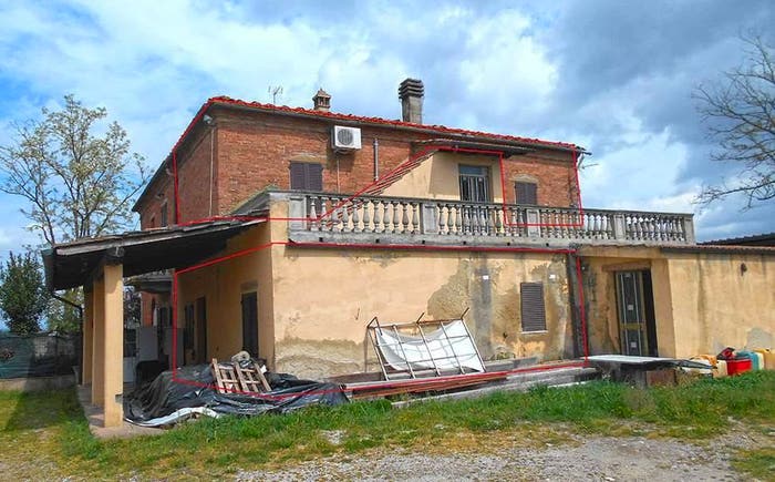 Casa con 6 locali in vendita in Via del Carriolo Fraz Abbadia, Montepulciano