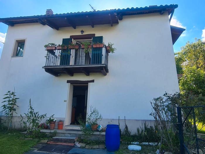 Casa con 6 locali in vendita in Via Provinciale, Castellazzo, Netro