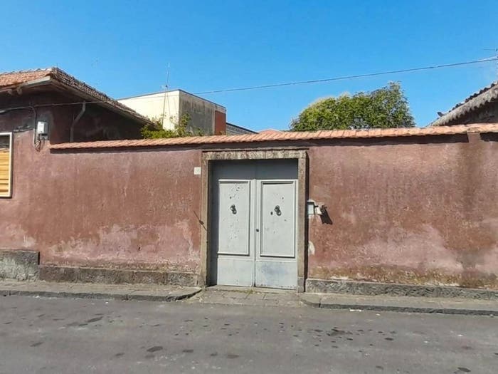 Casa con 6 locali in vendita in Via Laudani, Centro, Pedara