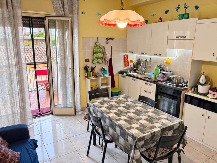Appartamento quadrilocale in vendita in Via Cesare Battisti, Centro, Belpasso