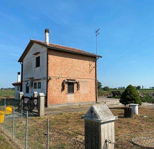 Casa con 6 locali in vendita in Località Cà Albrizzi, Cavarzere