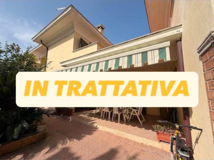 Casa trilocale in vendita in Viale delle Viole, Villaggio Giornalisti Poggio, Anzio