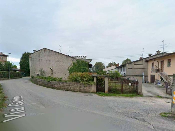 Casa con 6 locali in vendita in Frazione Calcinatello Via Goito, Centro, Calcinato