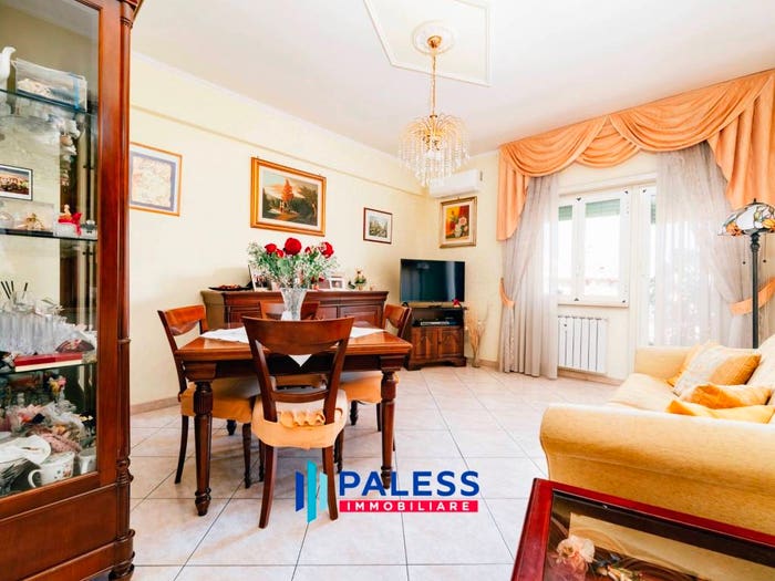 Appartamento trilocale in vendita in Via Roberto Michels, Villa Gordiani, Roma