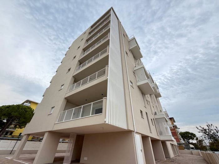 Appartamento trilocale in vendita in Via Olanda, Lido Est, Jesolo